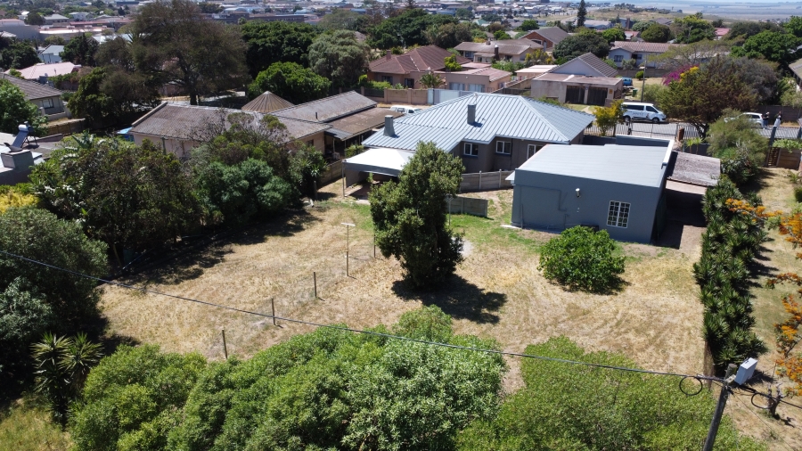 5 Bedroom Property for Sale in Vredenburg Western Cape